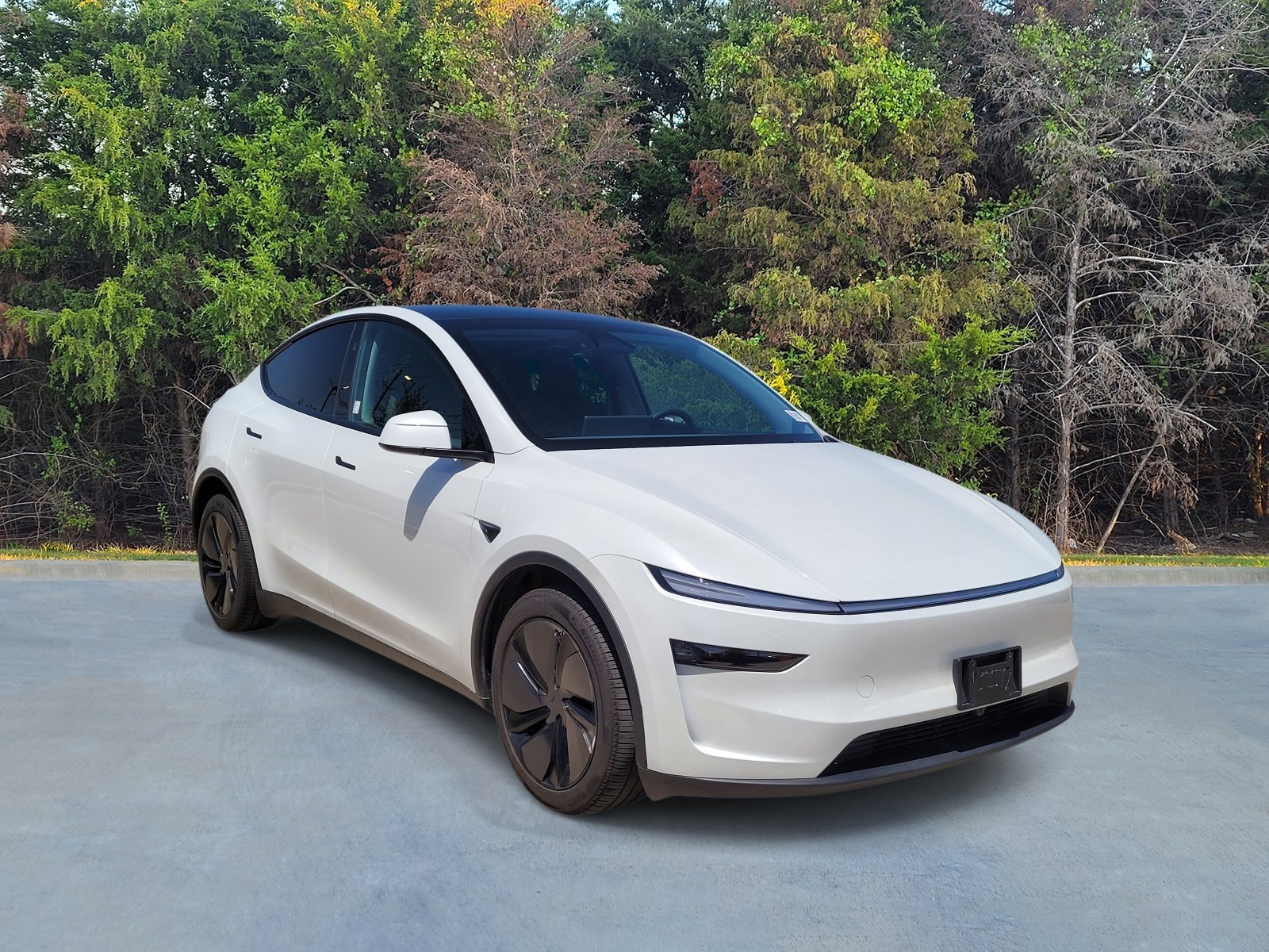 Used 2026 Tesla Model Y AWD image 16