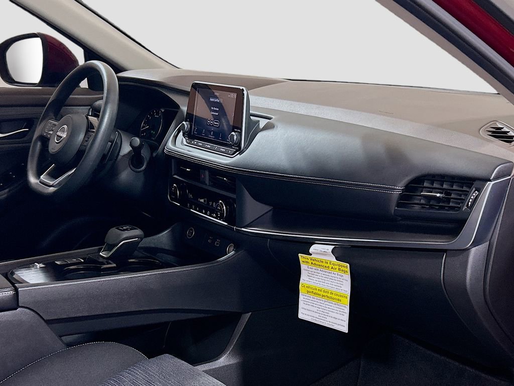 Used 2023 Nissan Rogue SV FWD image 25