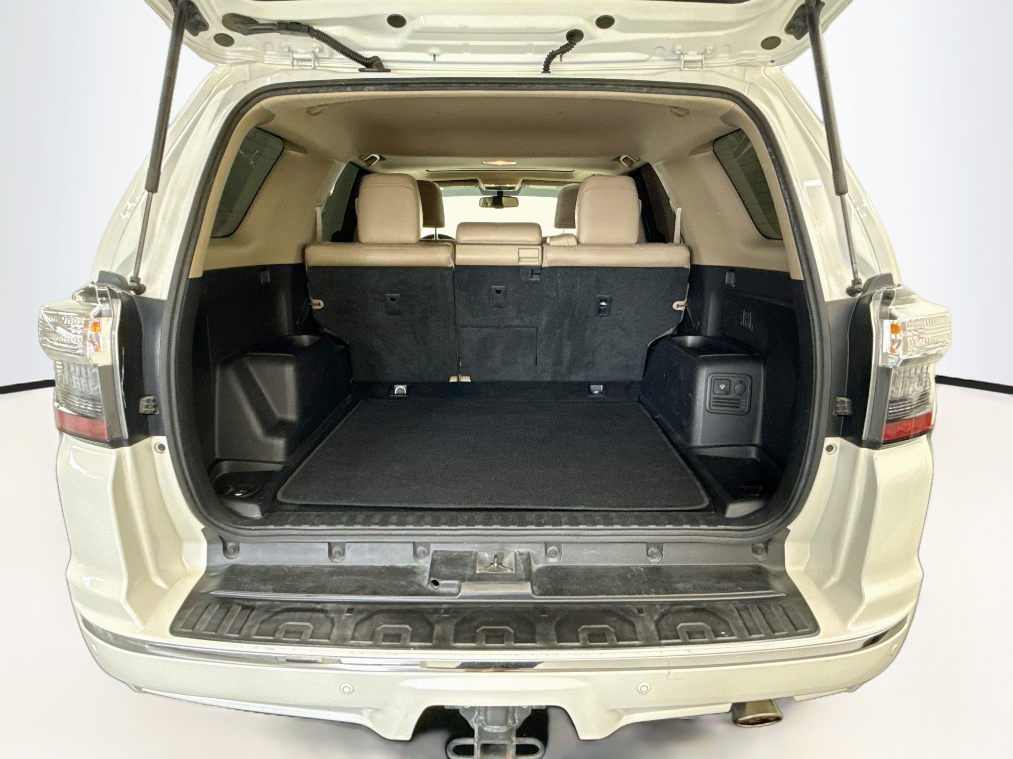 Used 2014 Toyota 4Runner Limited RWD image 26