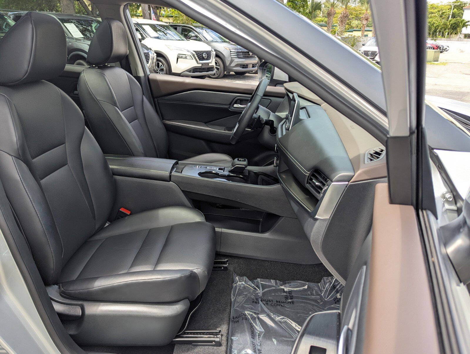 Certified 2023 Nissan Rogue SV w/ SV Premium B Package FWD image 21