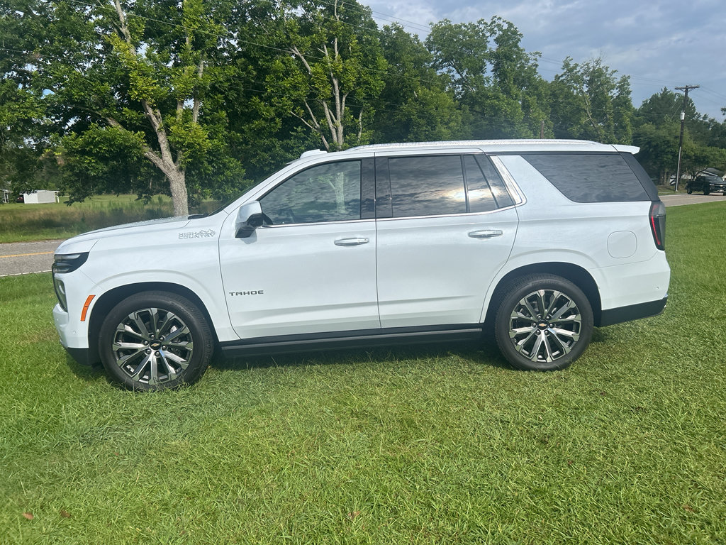 Used 2026 Chevrolet Tahoe High Country w/ LPO, Illumination Package RWD image 8