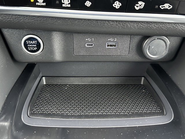 Certified 2023 Nissan Rogue SV image 35