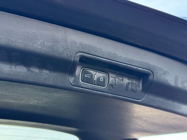 Certified 2025 Ford Explorer ST-Line w/ Premium Package image 39