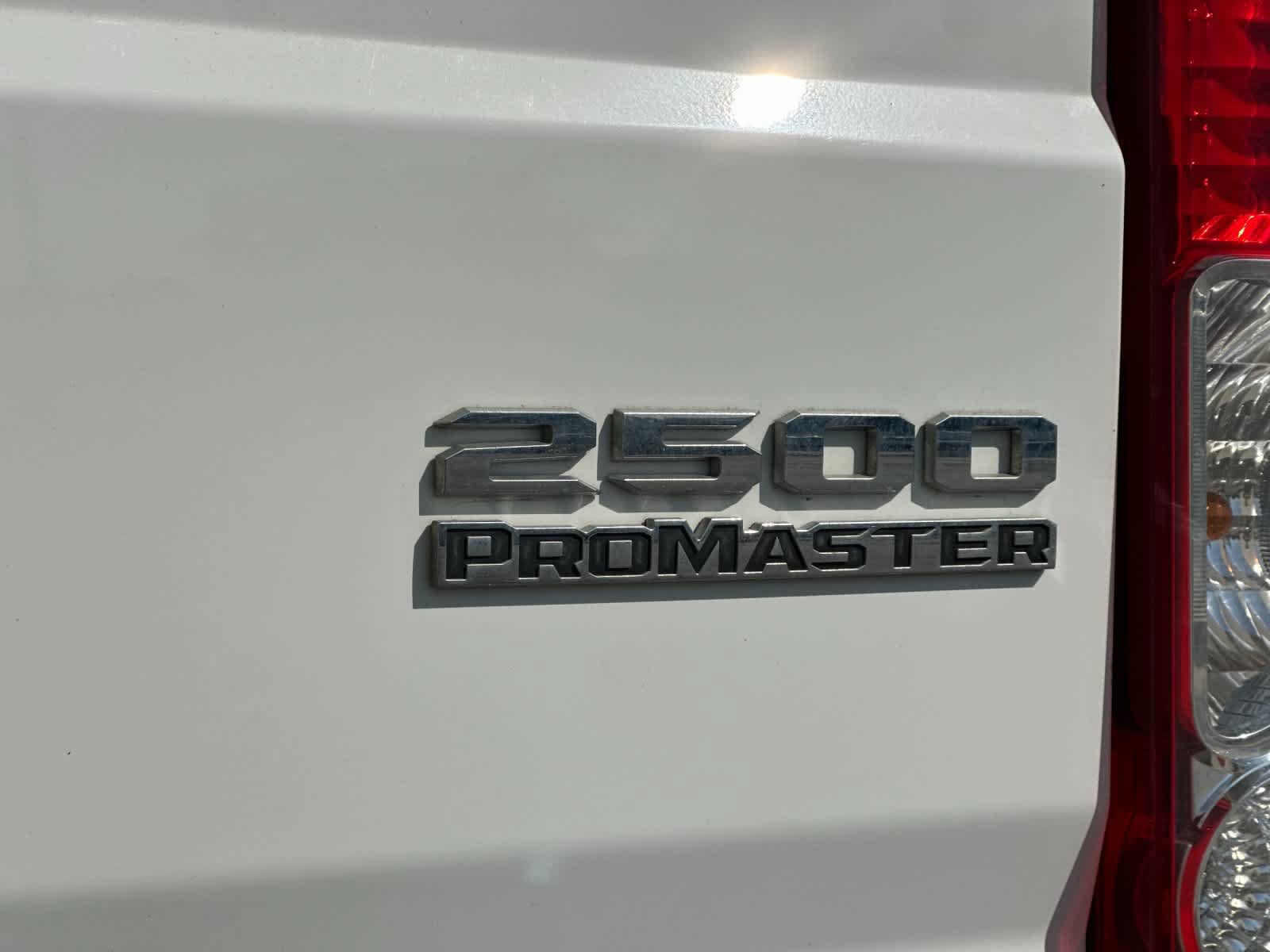 Used 2025 RAM ProMaster 2500 w/ Convenience Group FWD image 26
