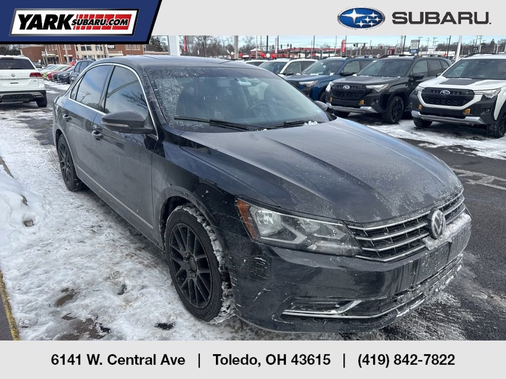 Used 2017 Volkswagen Passat 1.8T SE image 1