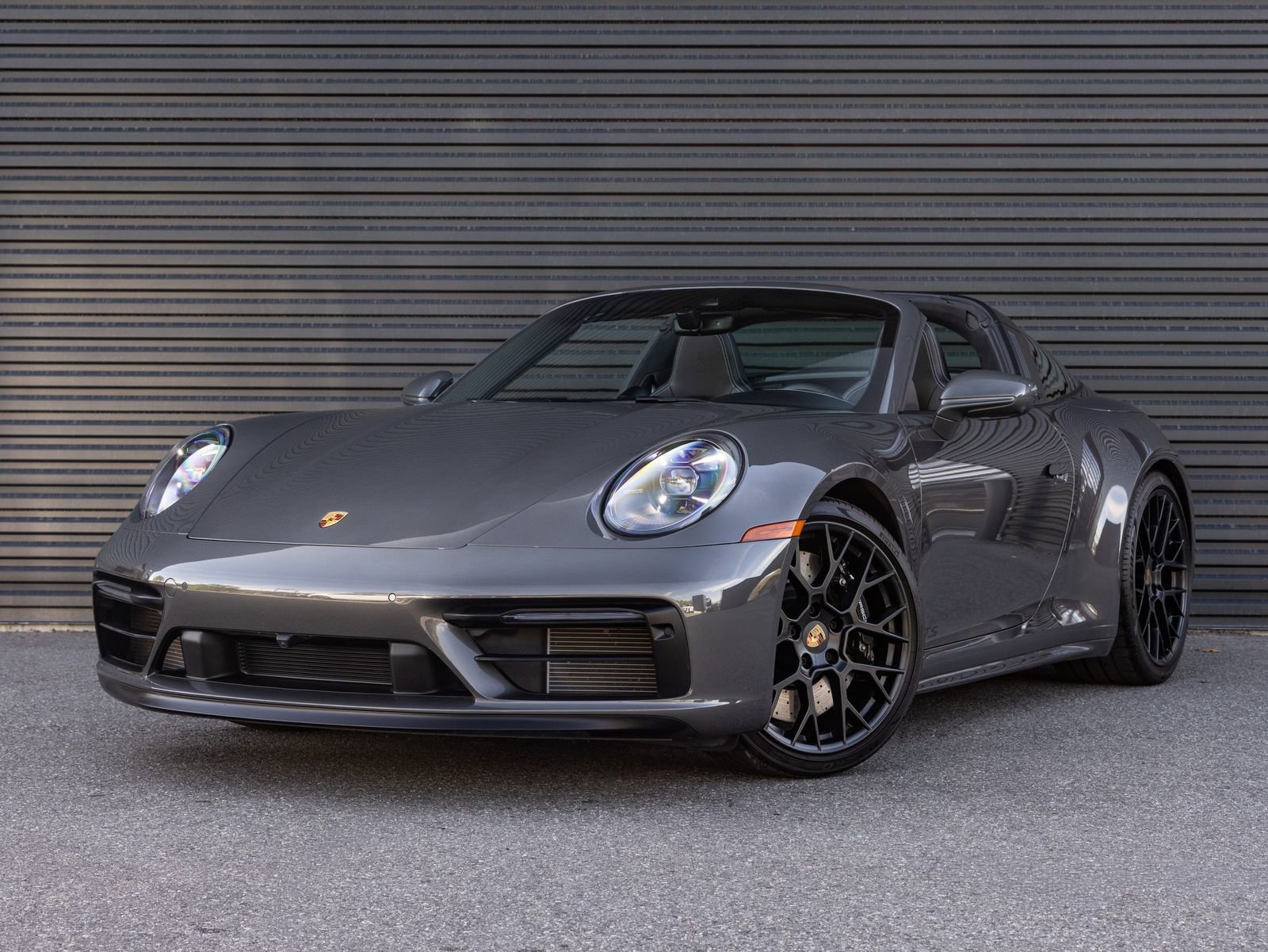 Certified 2024 Porsche 911 Targa 4 GTS AWD/4WD image 1
