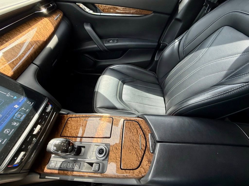 Used 2017 Maserati Quattroporte S image 23