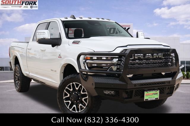 Used 2025 RAM 2500 Limited AWD/4WD image 1