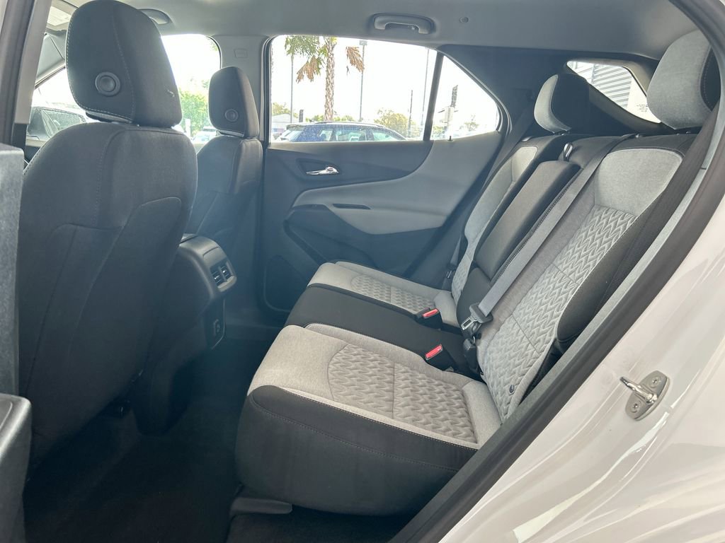 Used 2022 Chevrolet Equinox LS w/ LS Convenience Package FWD image 33