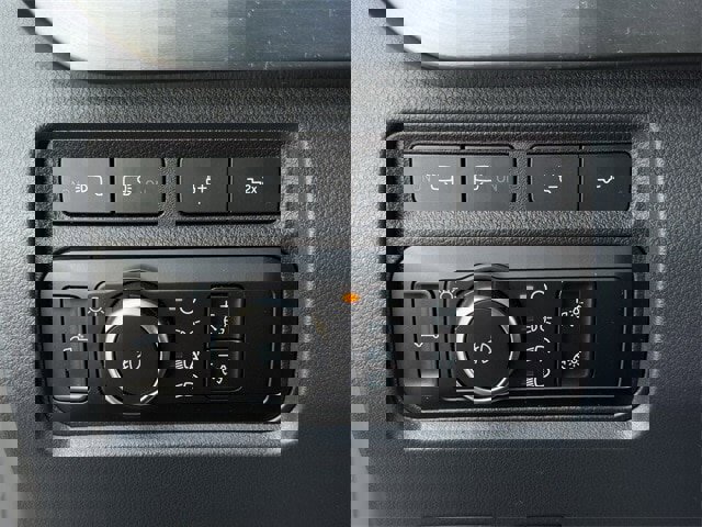 Used 2024 Ford F250 Lariat w/ Lariat Ultimate Package image 25