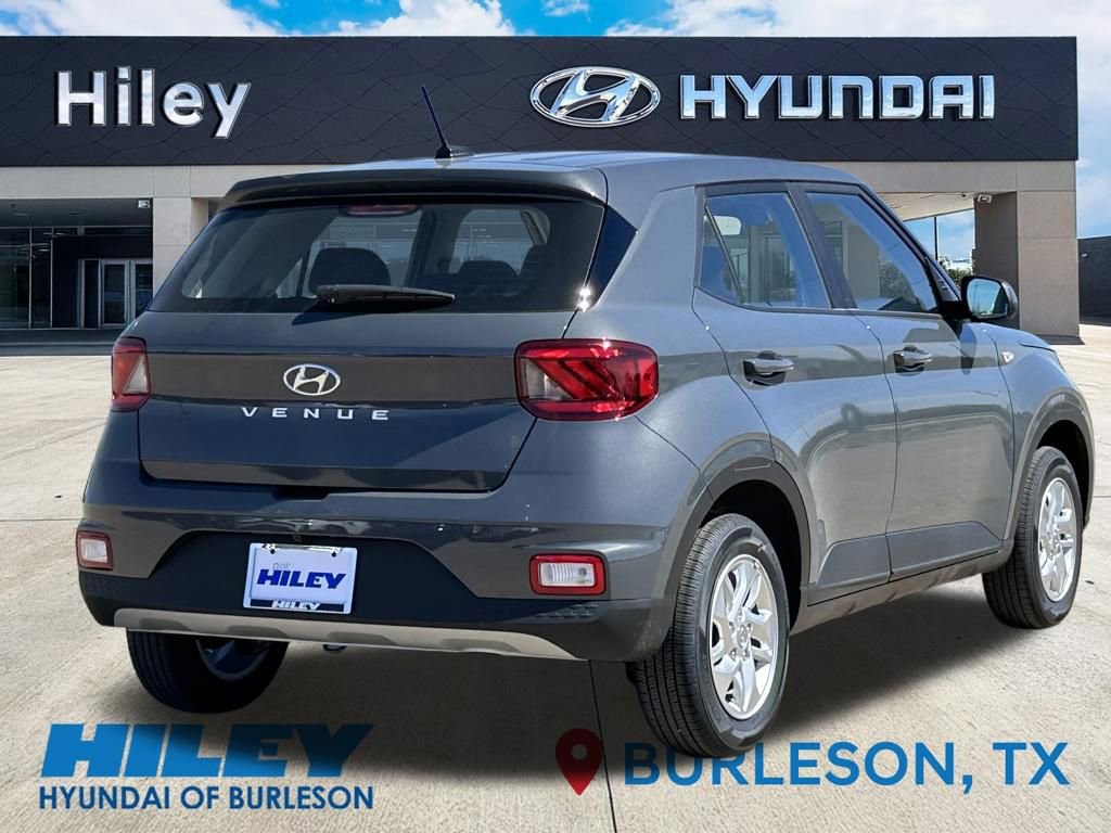 New 2026 Hyundai Venue SE image 4
