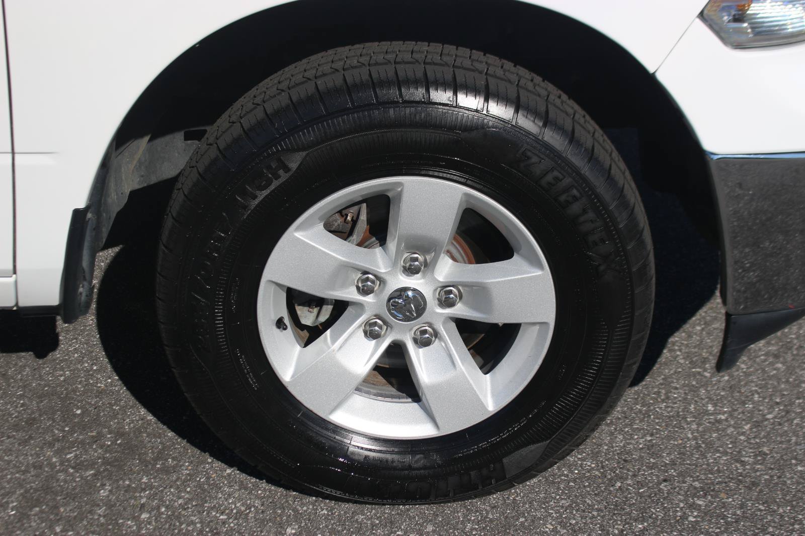 Used 2023 RAM 1500 Classic SLT w/ Trailer & Traction Group AWD/4WD image 34