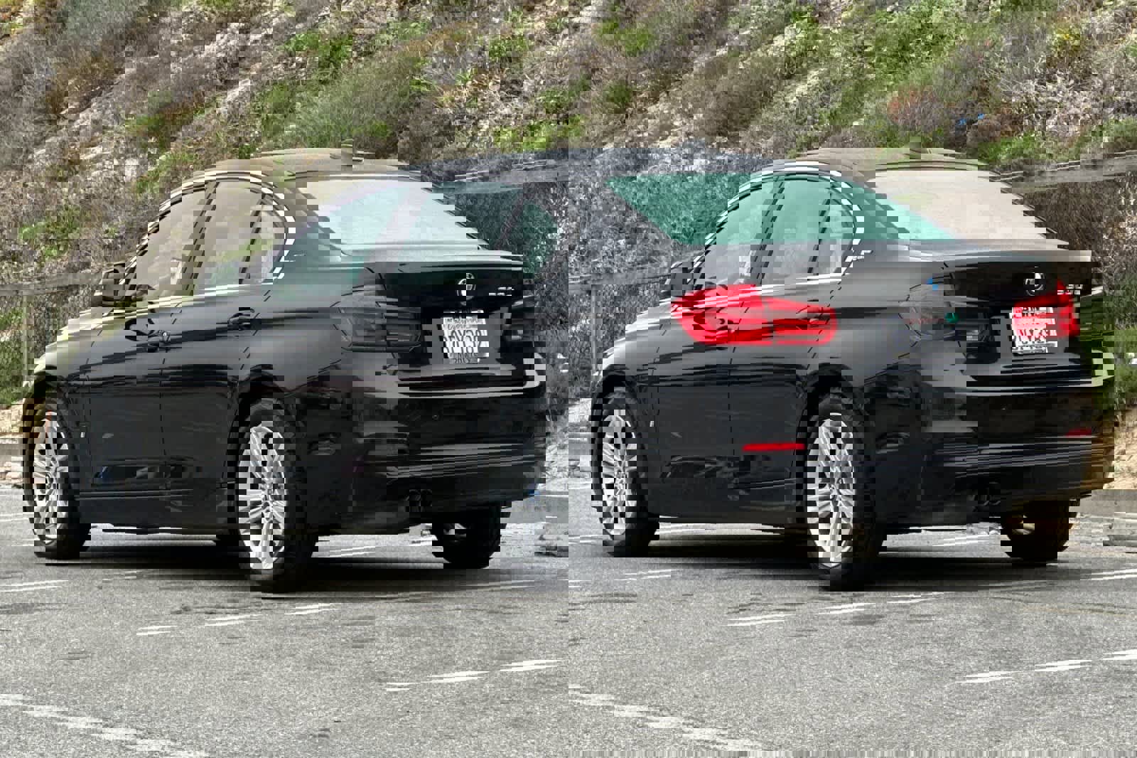 Used 2017 BMW 330e image 7