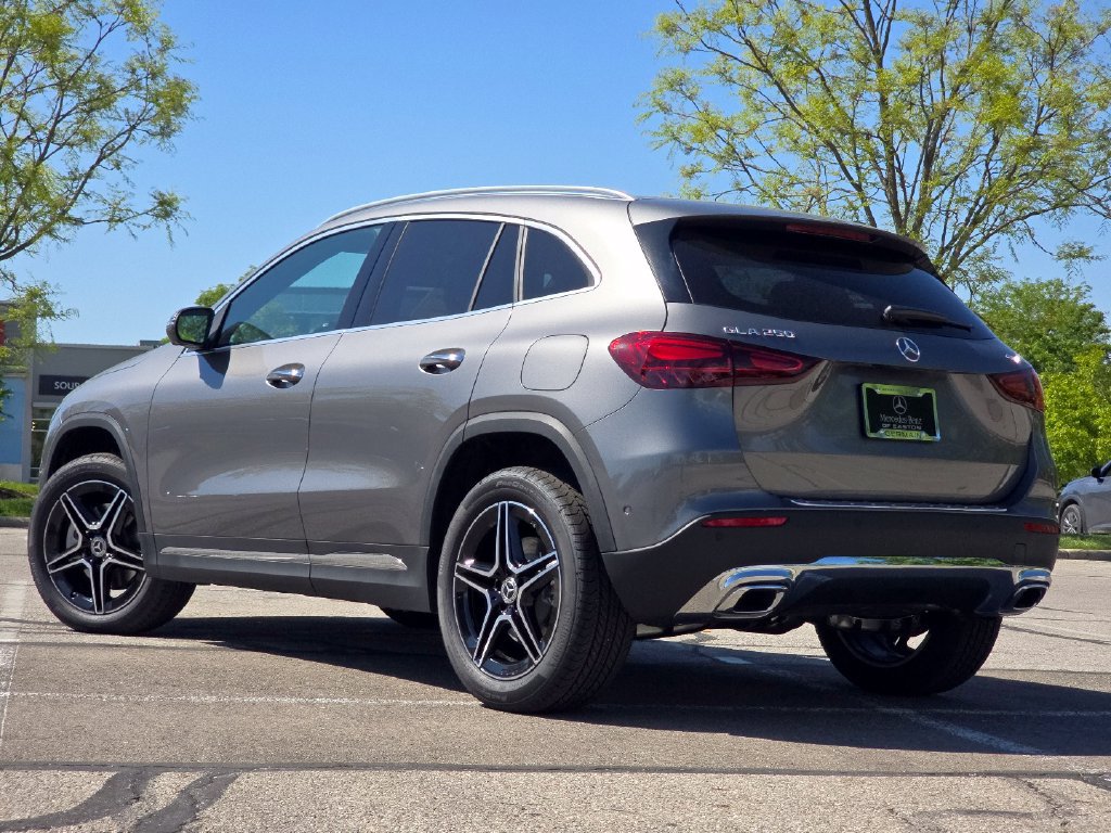 New 2026 Mercedes-Benz GLA 250 4MATIC image 14