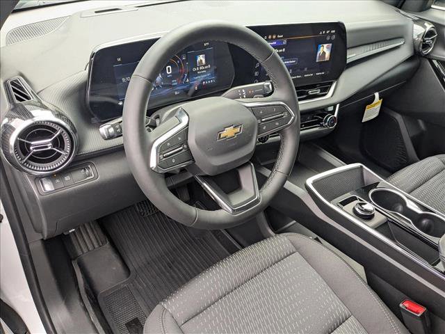 New 2026 Chevrolet Equinox LT image 3