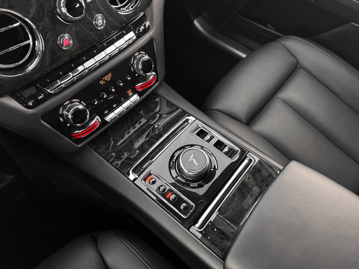 Certified 2022 Rolls-Royce Ghost image 22