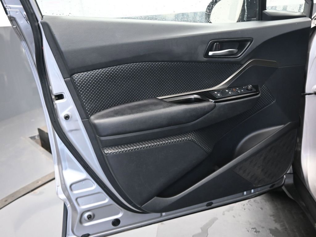 Used 2019 Toyota C-HR image 24
