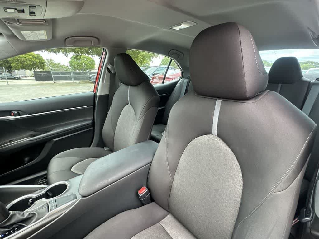 Used 2024 Toyota Camry LE FWD image 20