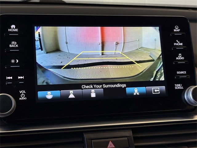 Used 2020 Honda Accord Touring image 7