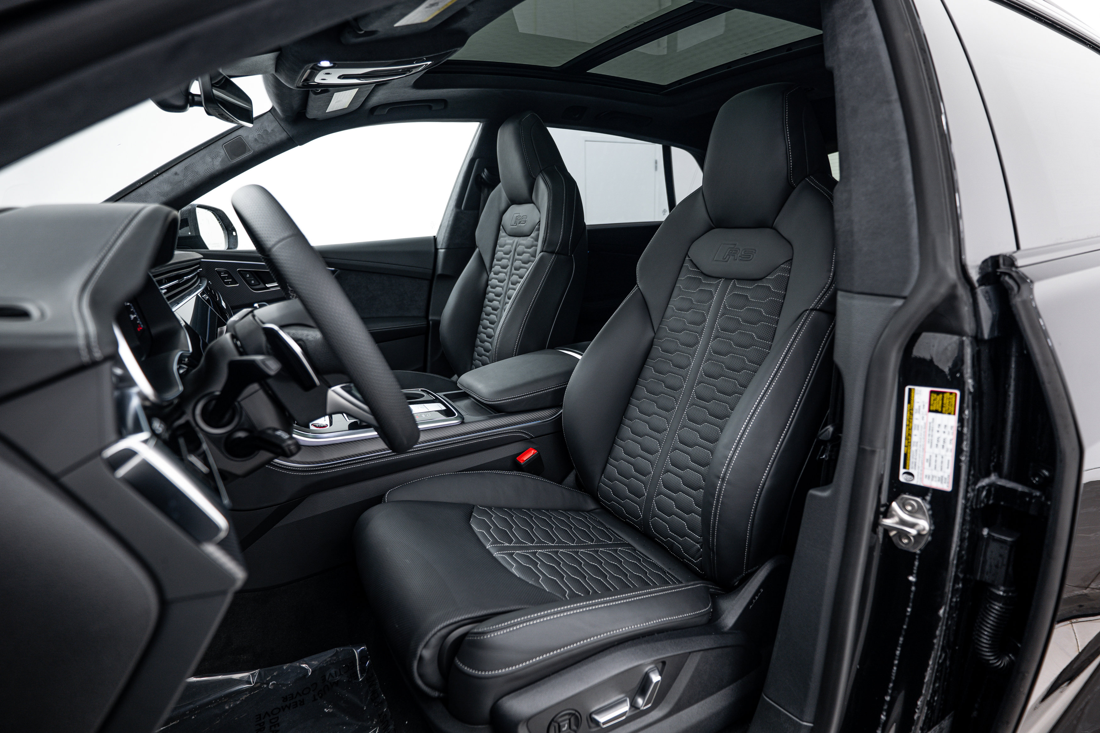 New 2026 Audi RS Q8 performance image 17