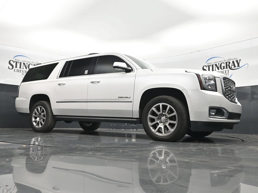 Used 2020 GMC Yukon XL Denali w/ Enhanced Security Package RWD image 26