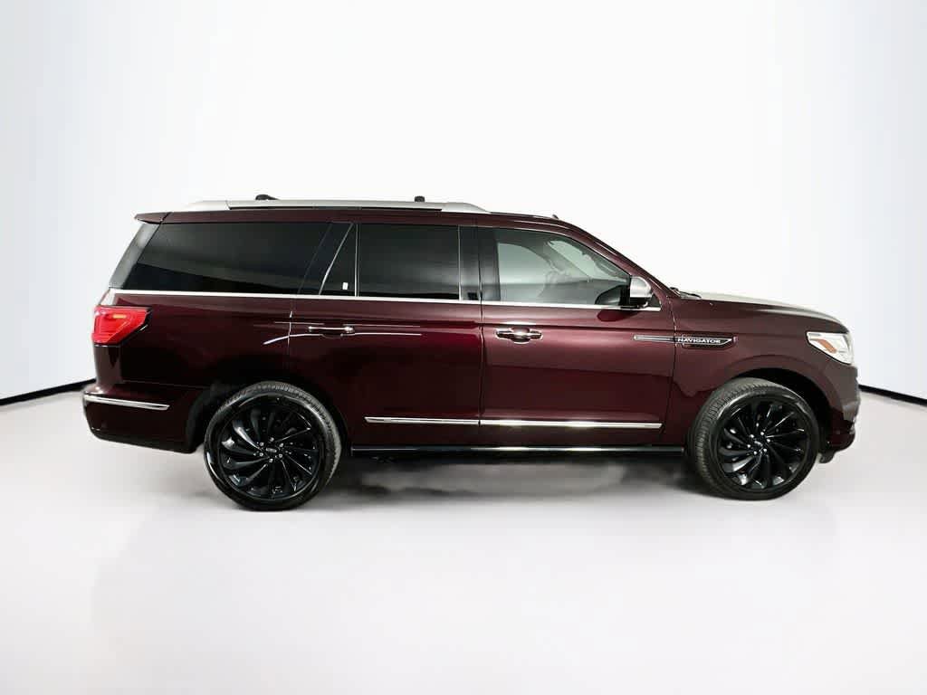 Used 2020 Lincoln Navigator Black Label w/ Cargo Convenience Package AWD/4WD image 26