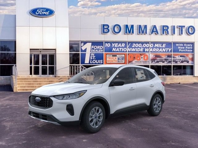New 2026 Ford Escape Active w/ Cold Weather Package