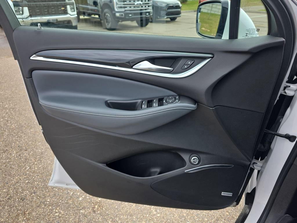 Used 2022 Buick Enclave Essence w/ Experience Buick Package image 29