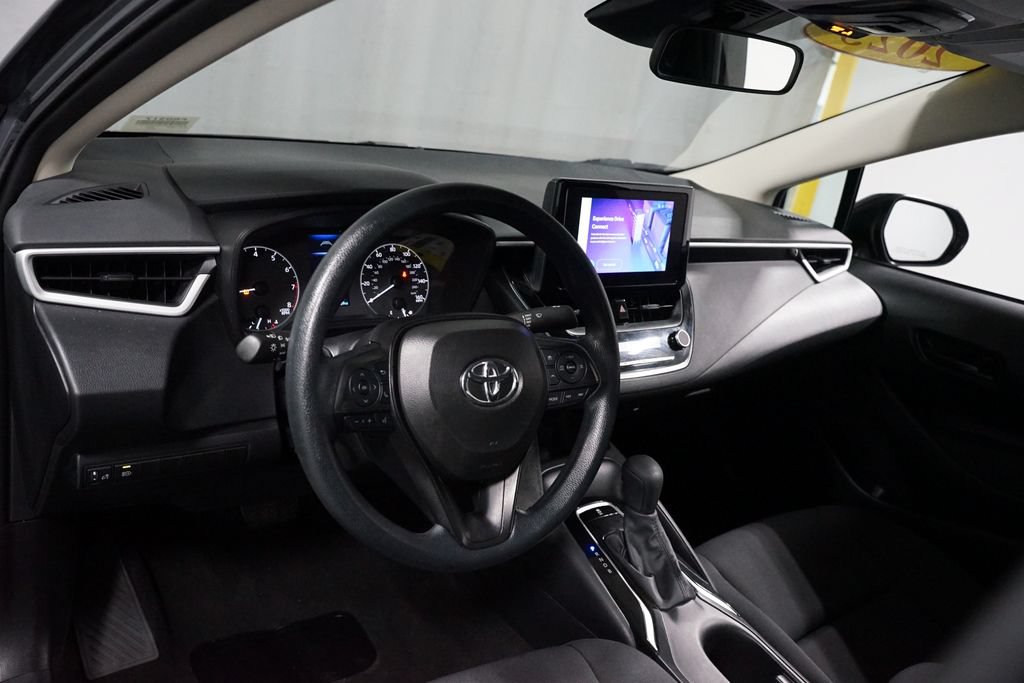 Certified 2025 Toyota Corolla LE FWD image 11