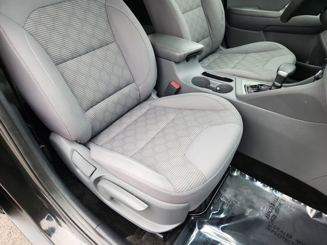 Used 2017 Kia Niro LX image 24