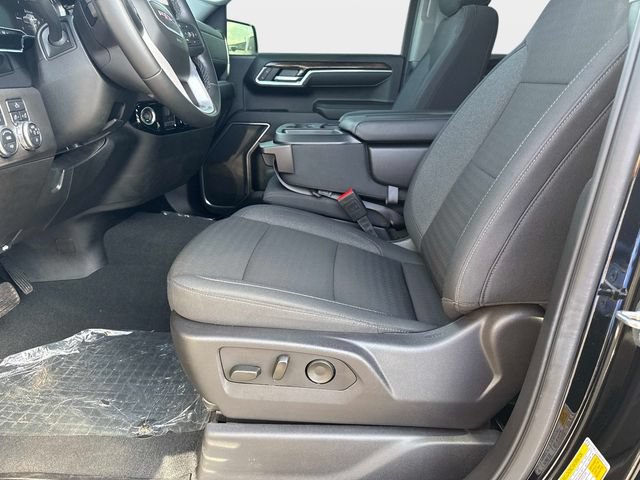 Used 2024 GMC Sierra 1500 Elevation w/ LPO, Elevation Black Package AWD/4WD image 16
