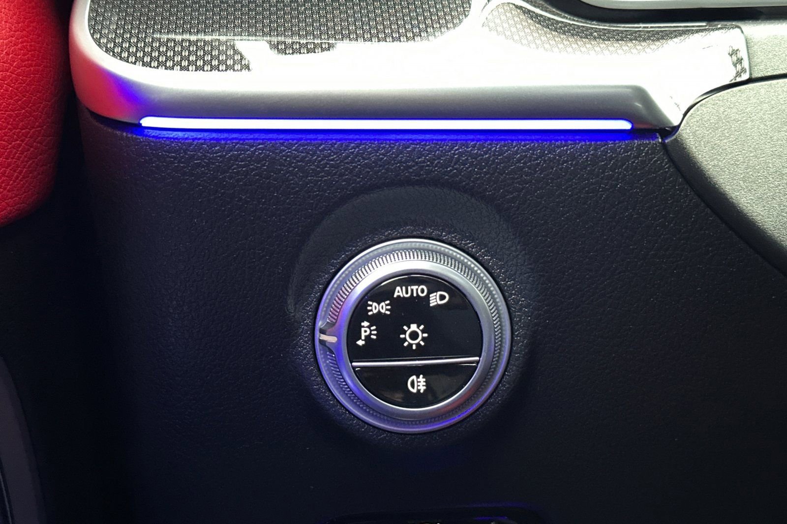 Certified 2024 Mercedes-Benz CLE 450 4MATIC Cabriolet image 35