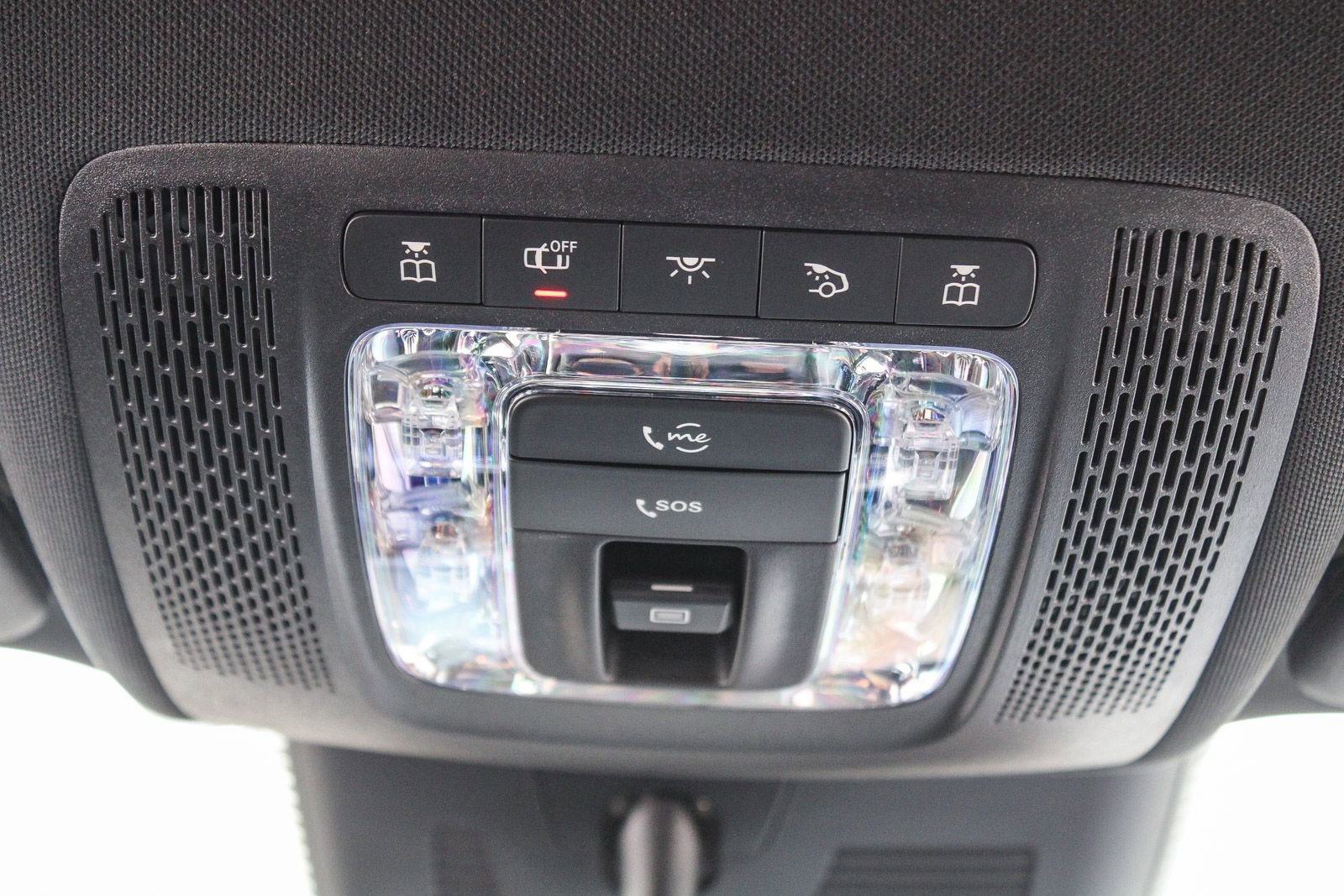 Used 2025 Mercedes-Benz GLA 250 4MATIC image 17