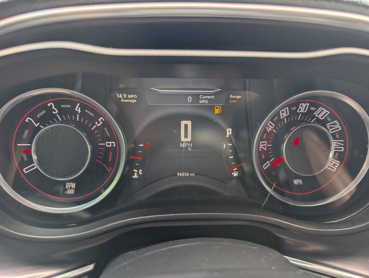 Used 2016 Dodge Challenger SXT RWD image 19