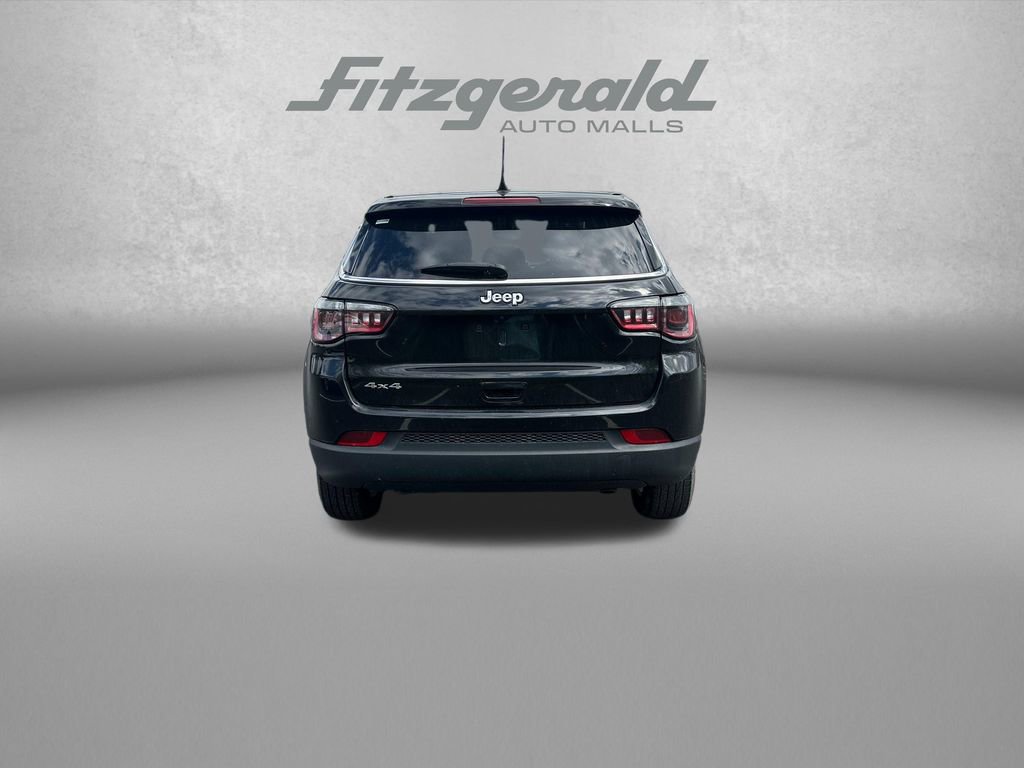 Used 2023 Jeep Compass Sport image 6