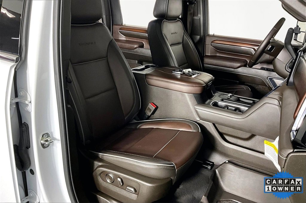 Used 2024 GMC Sierra 2500 Denali w/ Denali Reserve Package image 30