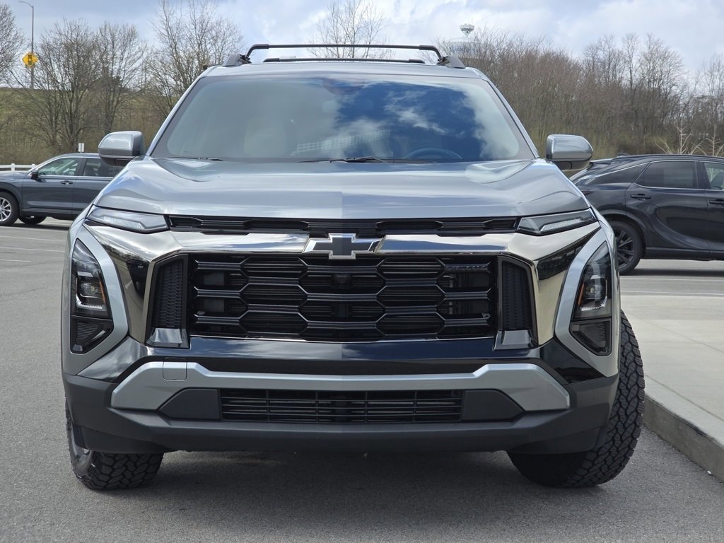 Used 2026 Chevrolet Equinox ACTIV w/ Convenience Package III image 3