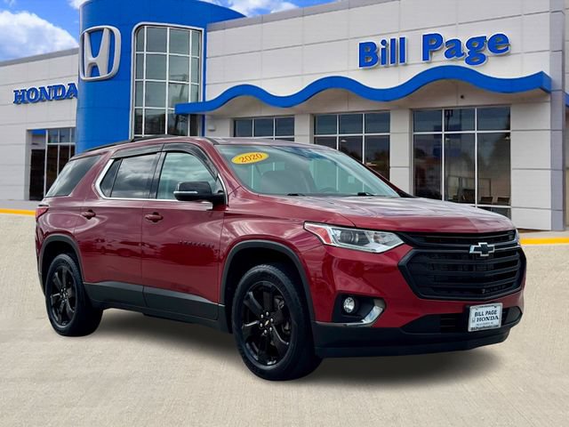 Used 2020 Chevrolet Traverse LT w/ LT Premium Package AWD/4WD image 1
