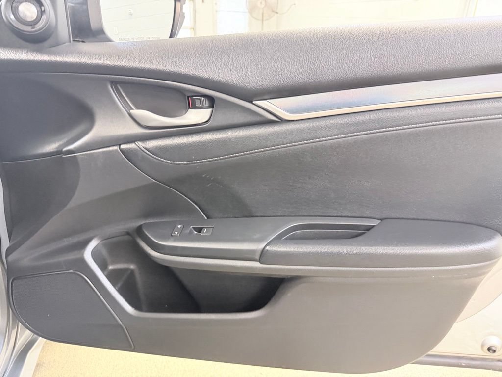 Used 2016 Honda Civic Touring image 35
