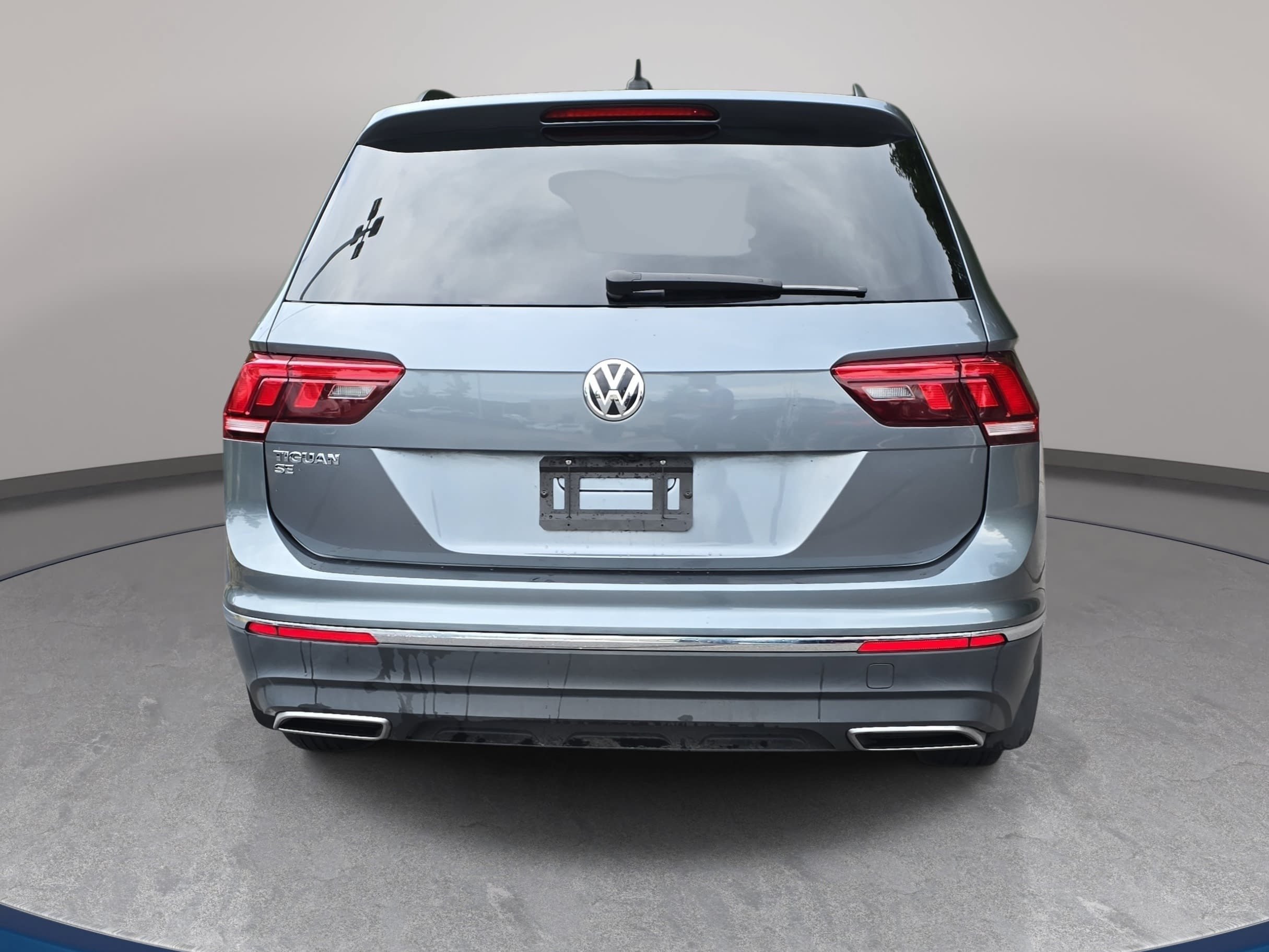 Used 2021 Volkswagen Tiguan SE FWD image 6