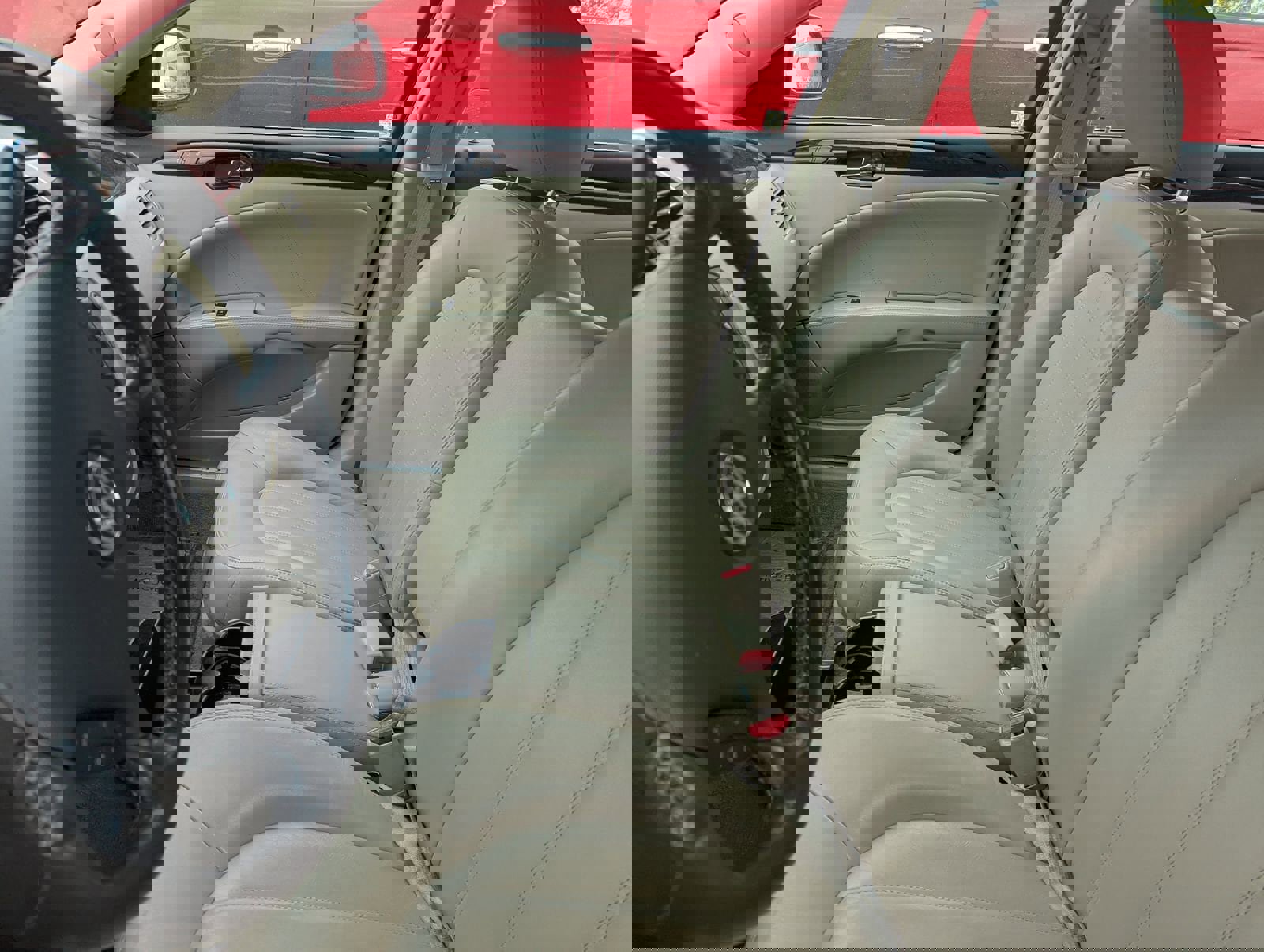 Used 2011 Buick Lucerne CXL w/ Driver Confidence Package image 9