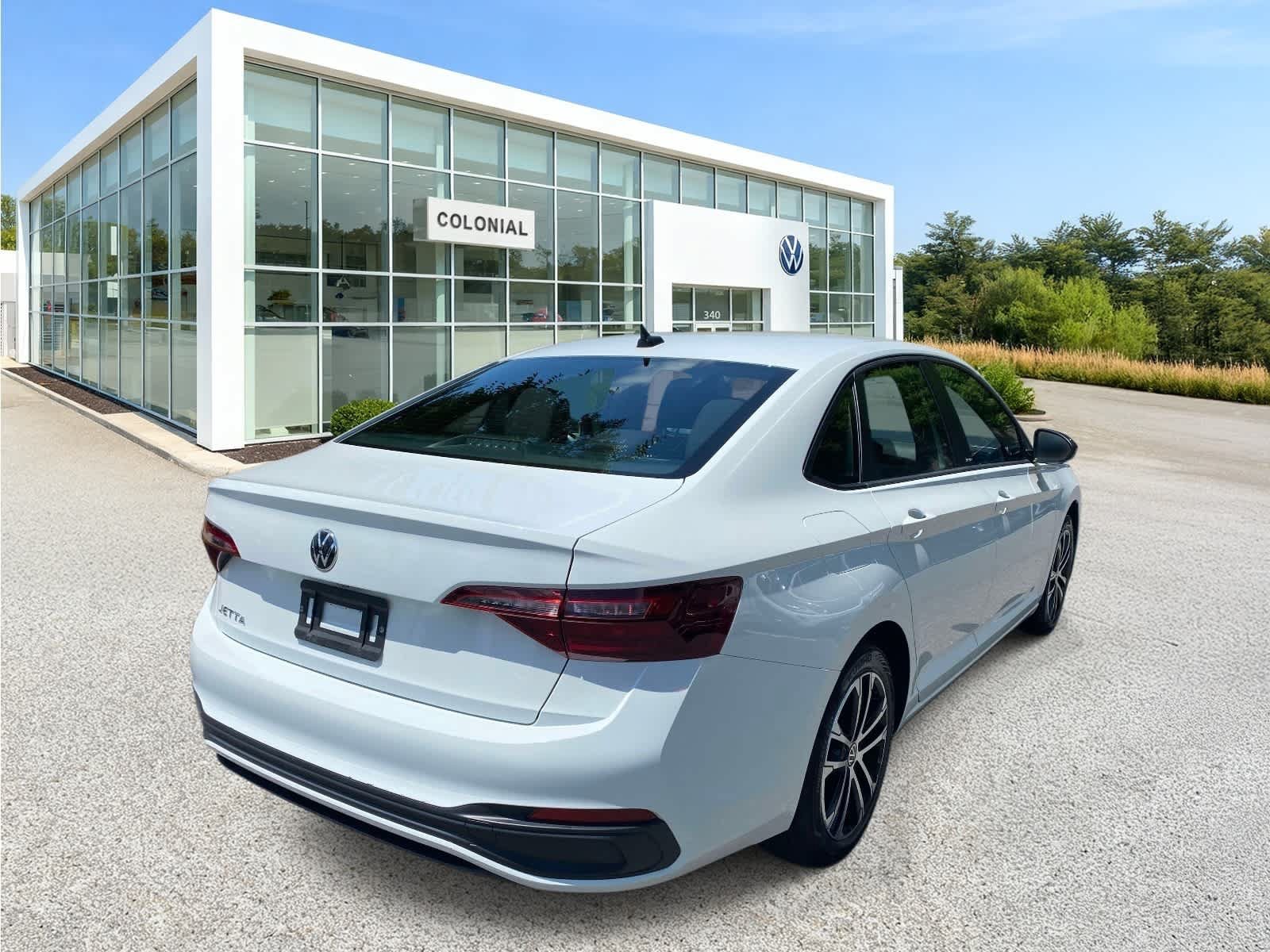 Certified 2023 Volkswagen Jetta Sport FWD image 5