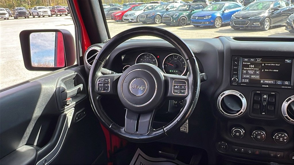 Used 2016 Jeep Wrangler Unlimited Sahara w/ Dual Top Group image 13