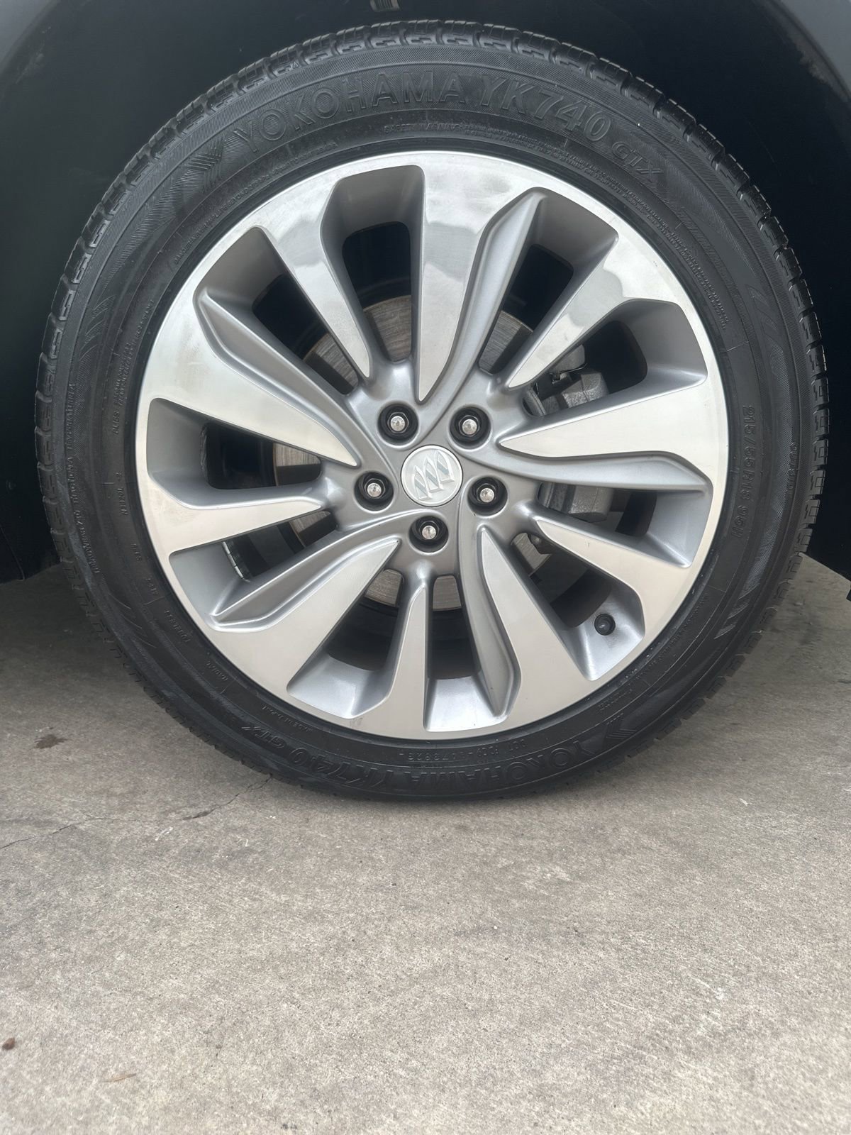 Used 2020 Buick Encore Preferred FWD image 26