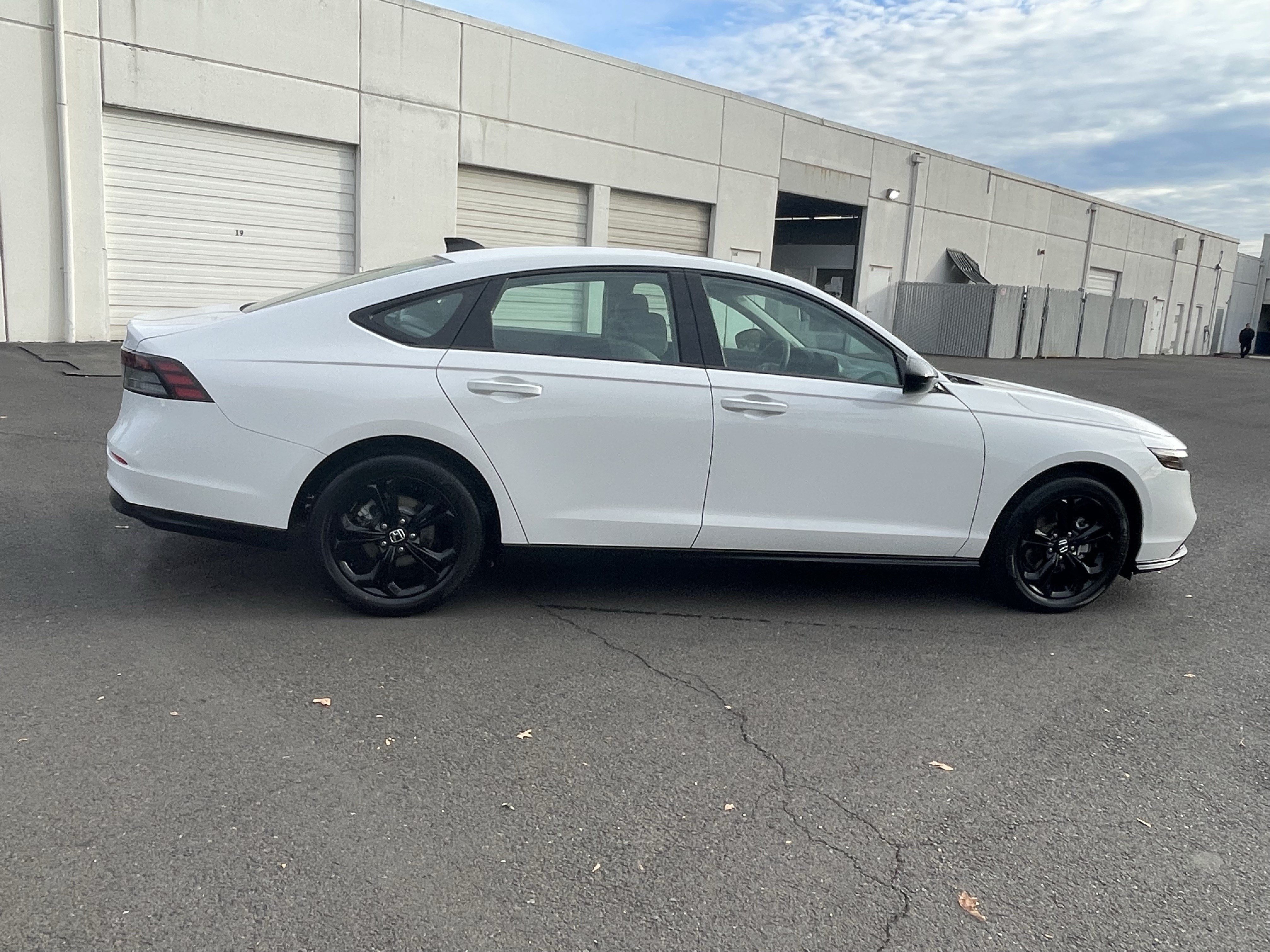 Used 2025 Honda Accord SE image 6