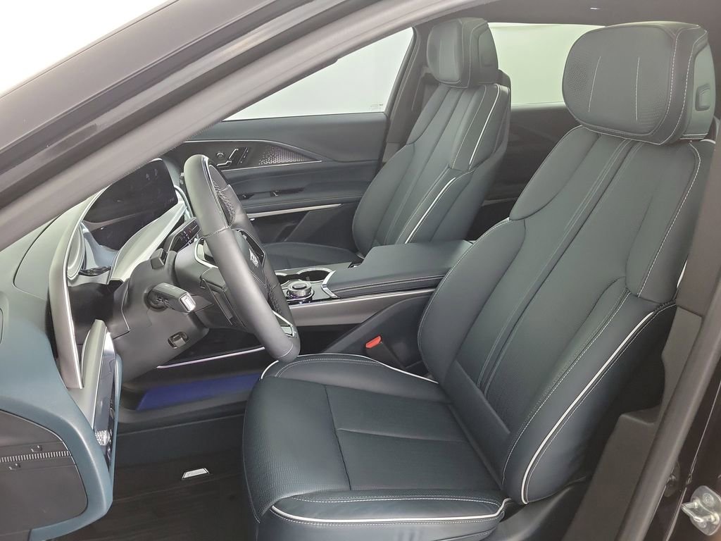 Certified 2024 Cadillac Lyriq Sport w/ Nappa Leather Package image 16