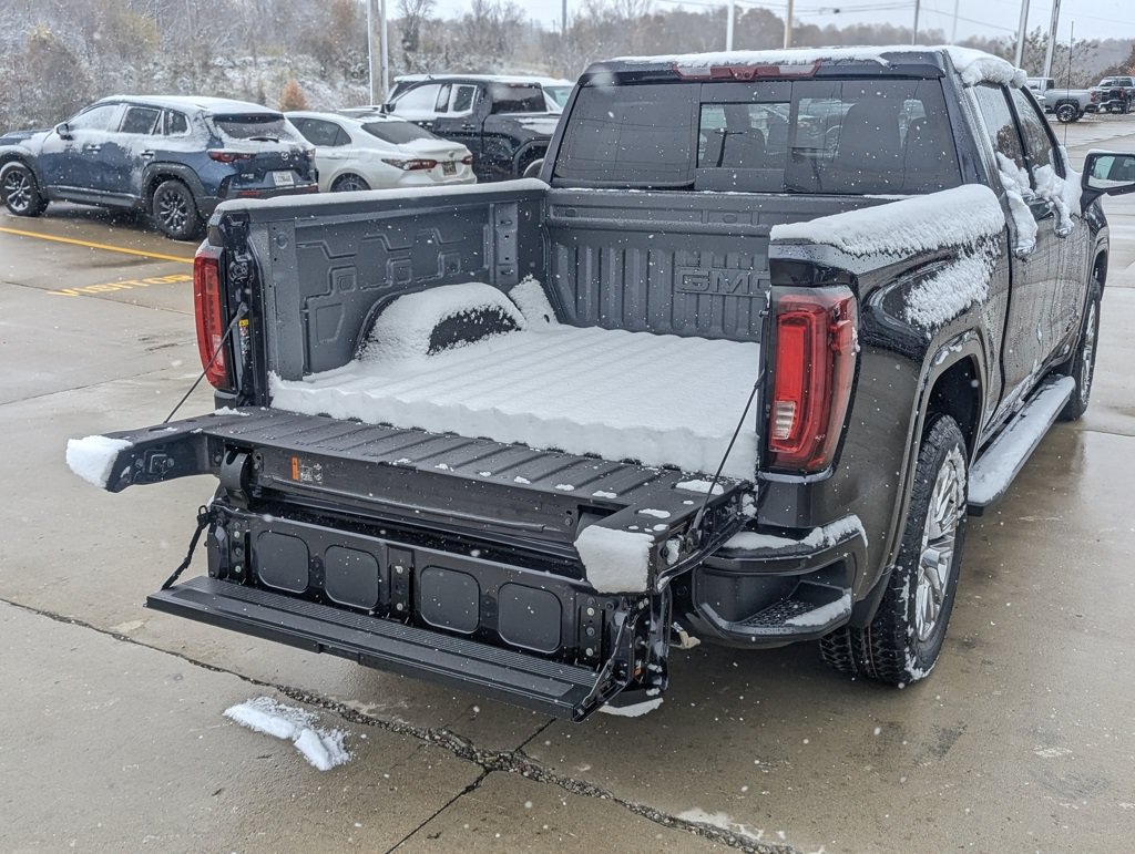 New 2026 GMC Sierra 1500 Denali w/ Technology Package AWD/4WD image 14