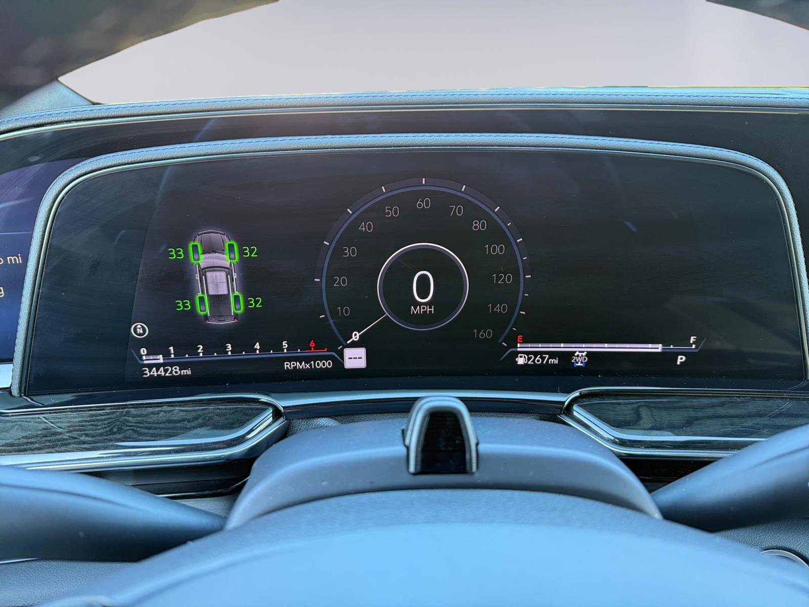 Certified 2024 Cadillac Escalade Premium Luxury image 26