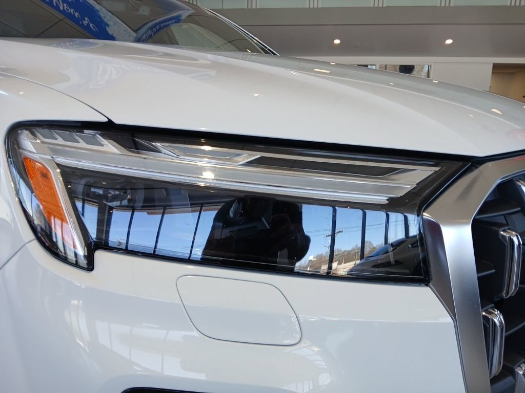 Used 2025 Audi Q7 3.0T Premium Plus image 12