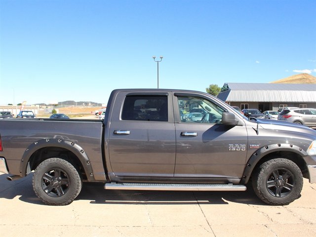 Used 2017 RAM 1500 Classic SLT AWD/4WD image 6